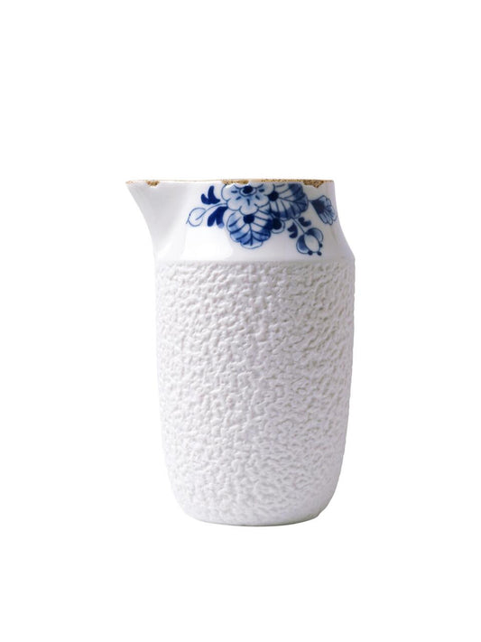 Blauw Bloesem melkkan van porselein met Delfts blauw decor